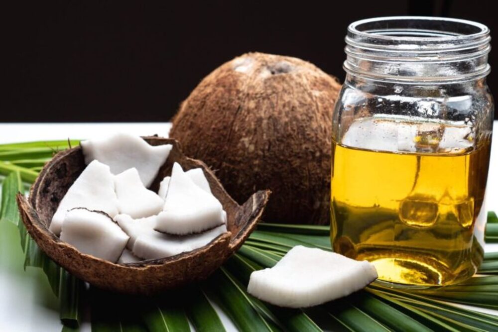 CRUDE COCONUT OIL FOR OLEOCHEMICAL INDUSTRY BULK